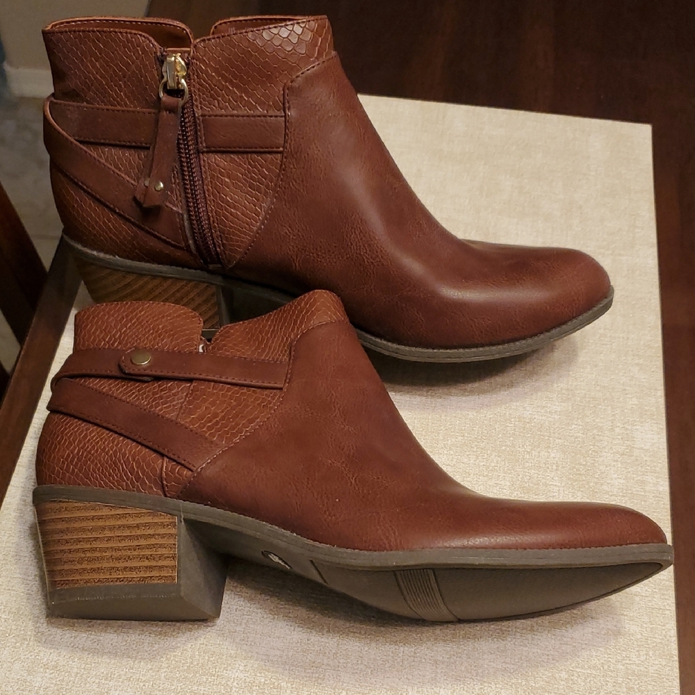 Dr. Scholl's Brown Ankle Boots with Side Zipper and Stacked Heel...Never Worn.